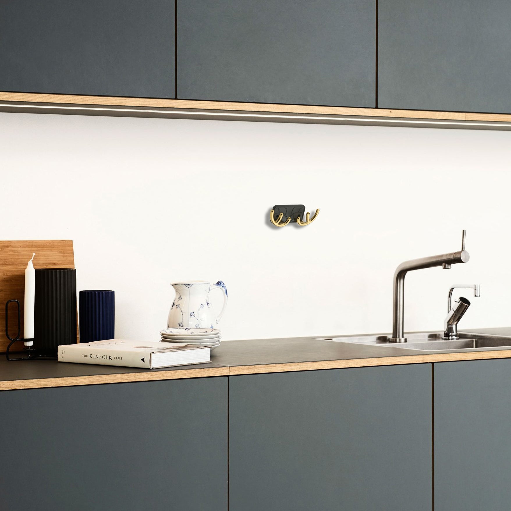 Relo  117 Cloth Hanger Hook Set