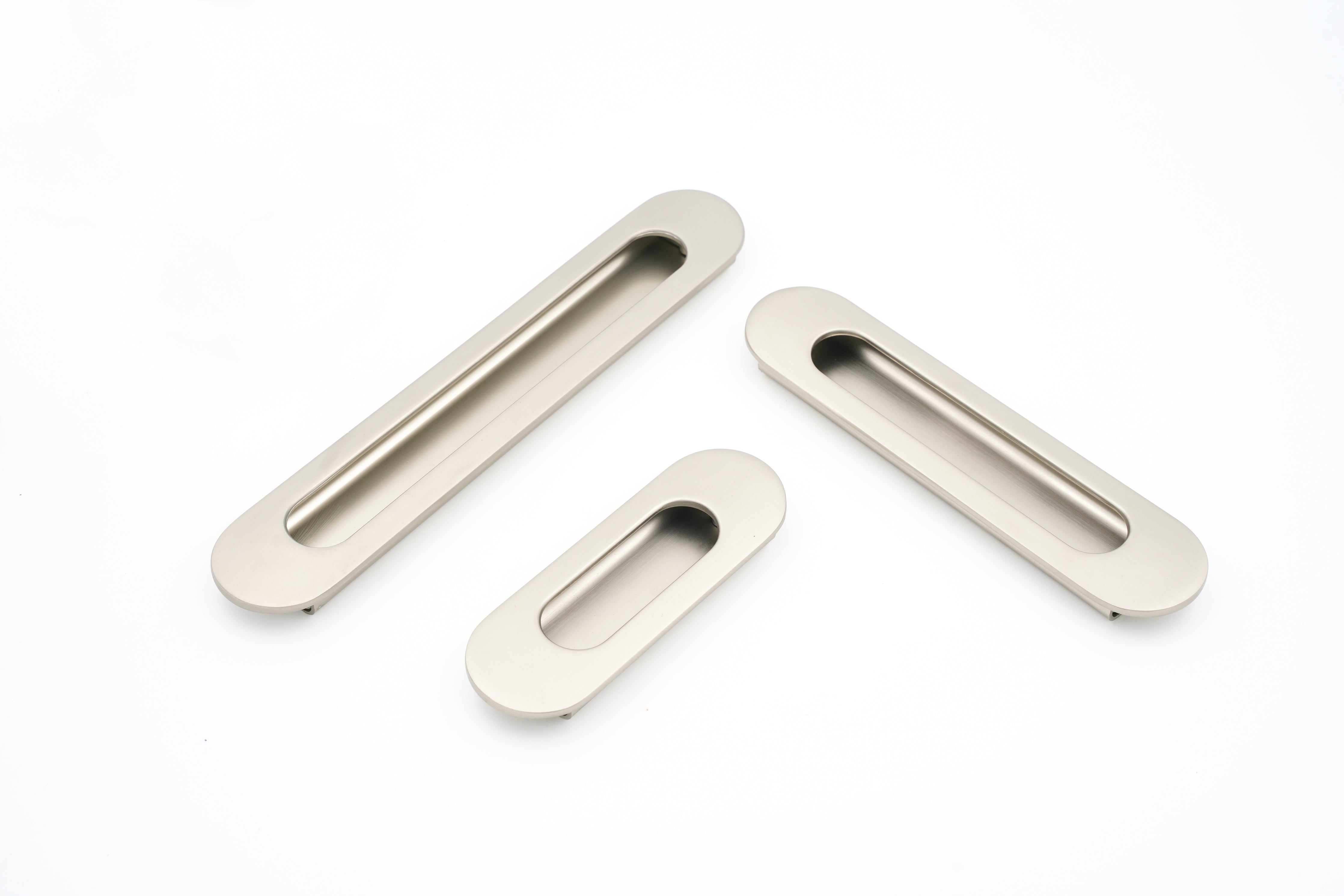 Relo Oval 01 Satin Concealed Sliding Door Handle