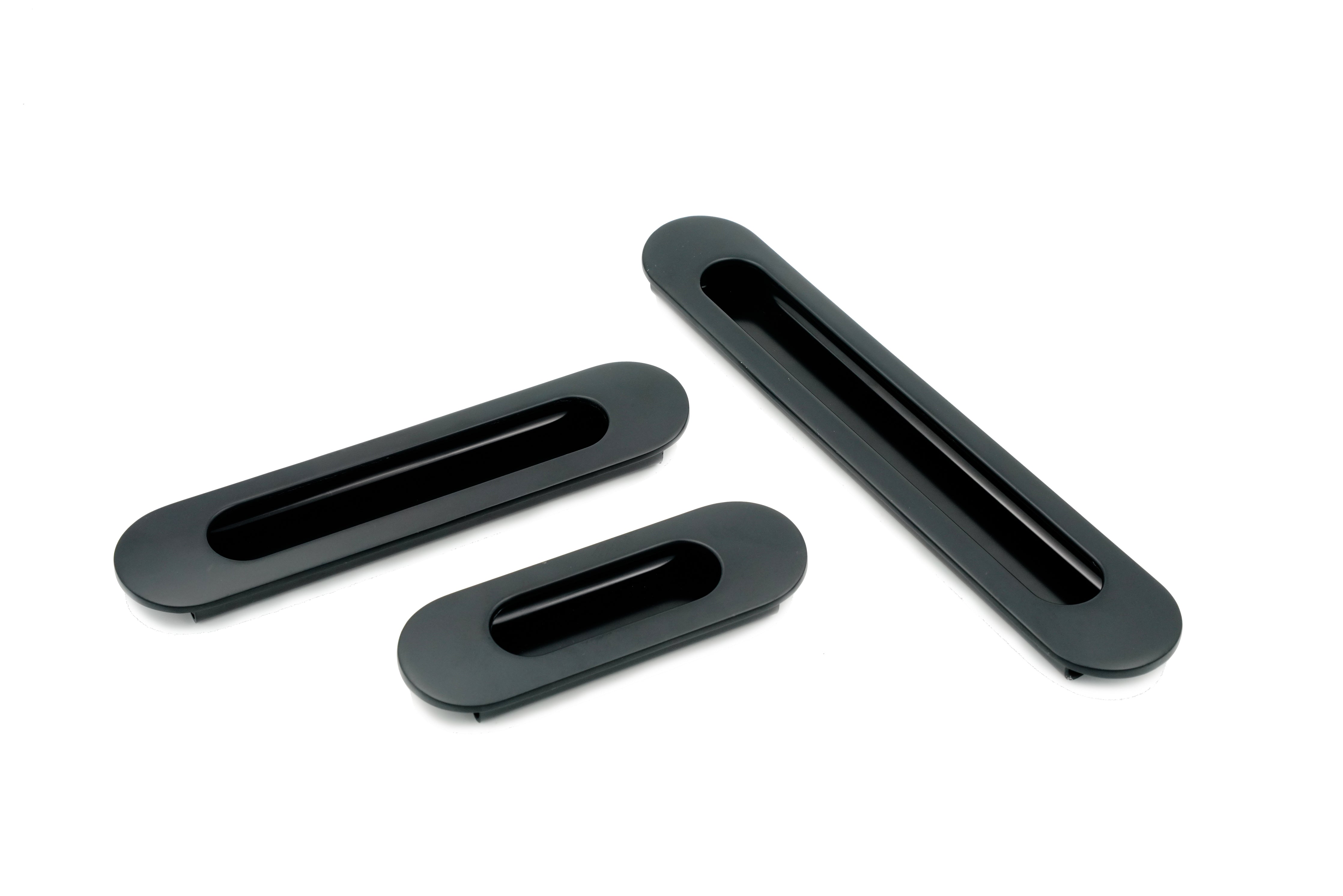 Relo Oval 01 Black Concealed Sliding Door Handle