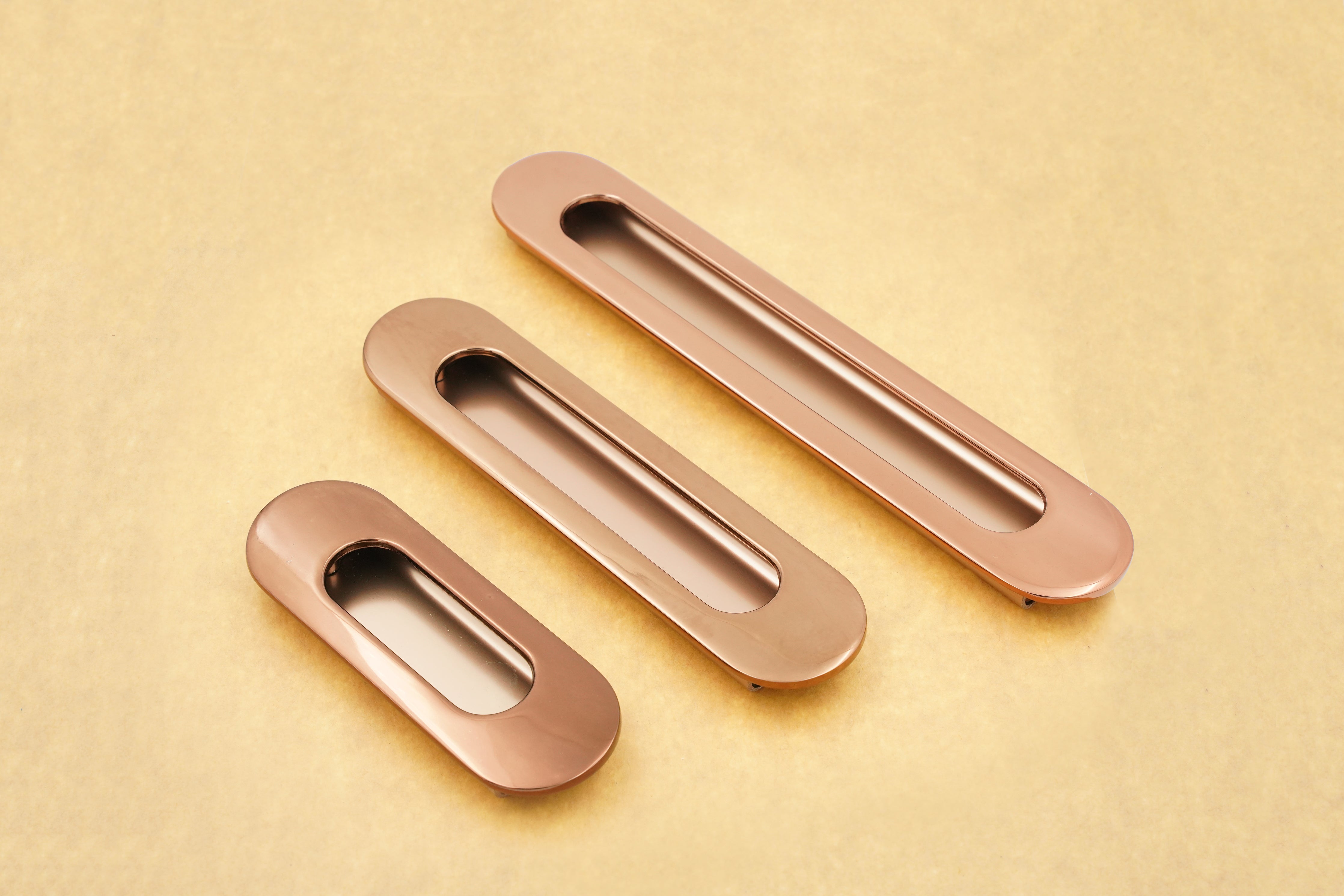 Relo Oval 01 RoseGold Concealed Sliding Door Handle